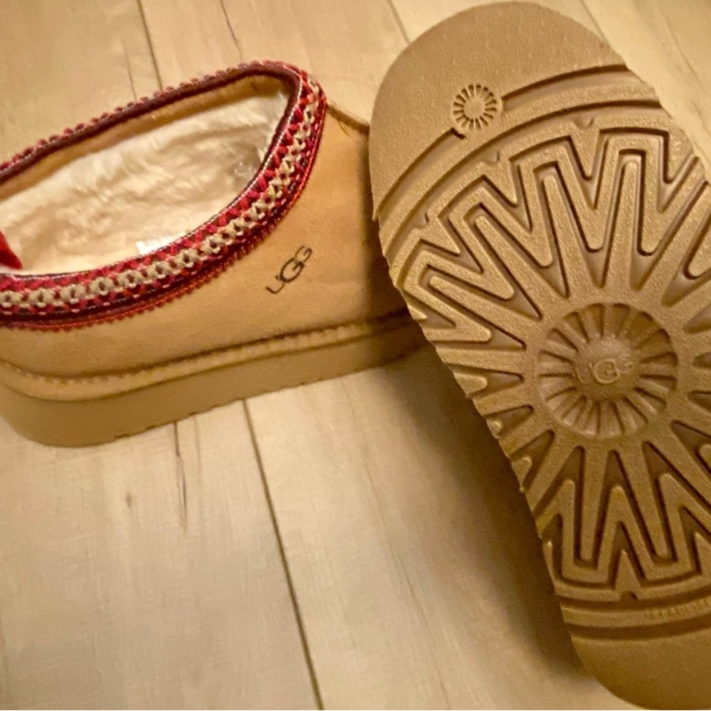 UGG Women's Tazz Brown Slippers - Picture 3 of 9